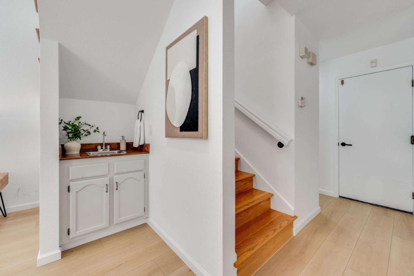 Detail Gallery Image 26 of 39 For 853 Erie Cir, Milpitas,  CA 95035 - 4 Beds | 2/1 Baths