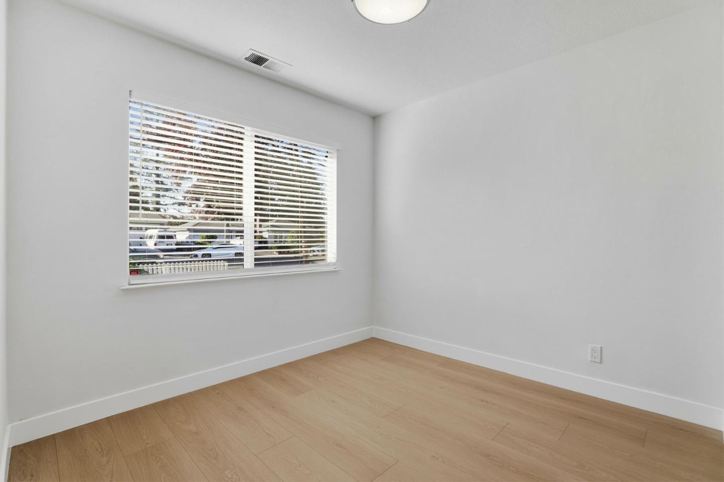 Detail Gallery Image 15 of 29 For 440 N Milton Ave, Campbell,  CA 95008 - 3 Beds | 1/1 Baths