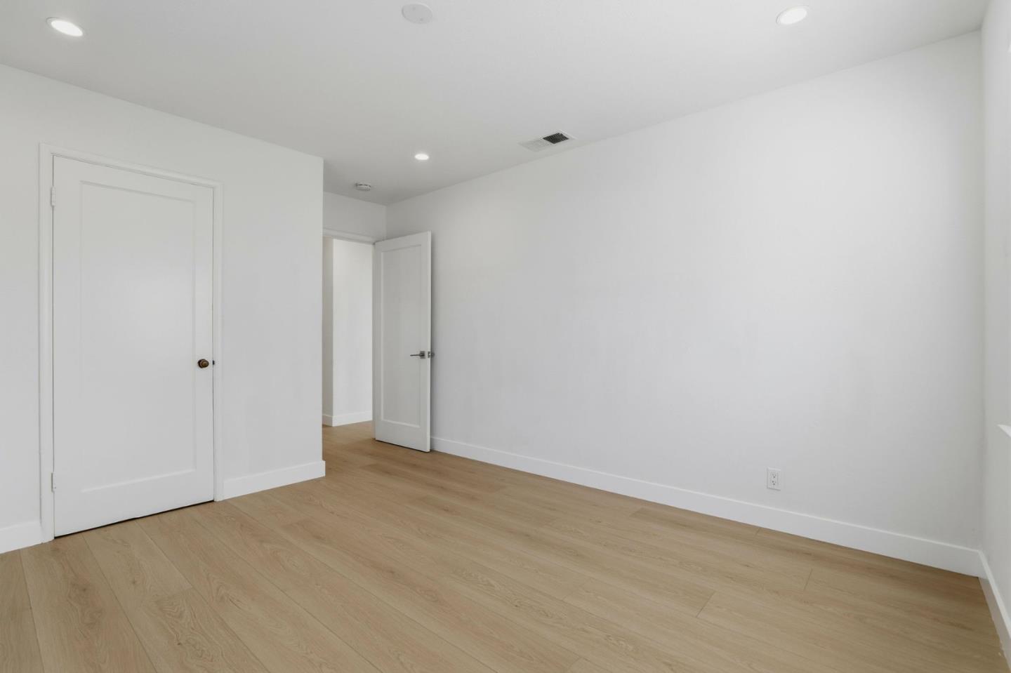 Detail Gallery Image 22 of 29 For 440 N Milton Ave, Campbell,  CA 95008 - 3 Beds | 1/1 Baths