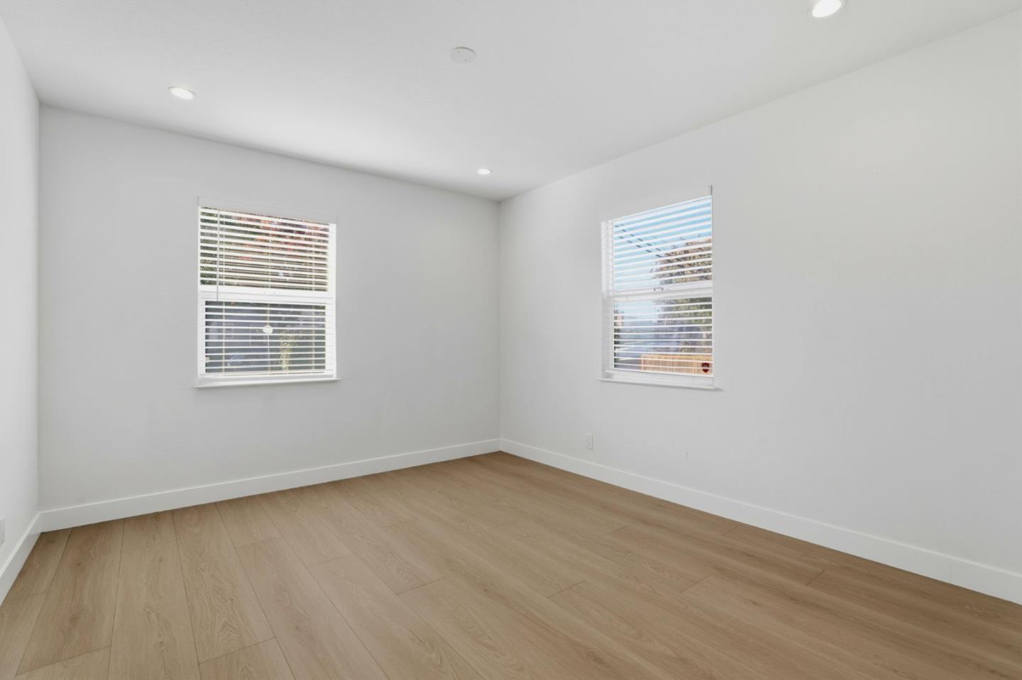 Detail Gallery Image 23 of 29 For 440 N Milton Ave, Campbell,  CA 95008 - 3 Beds | 1/1 Baths