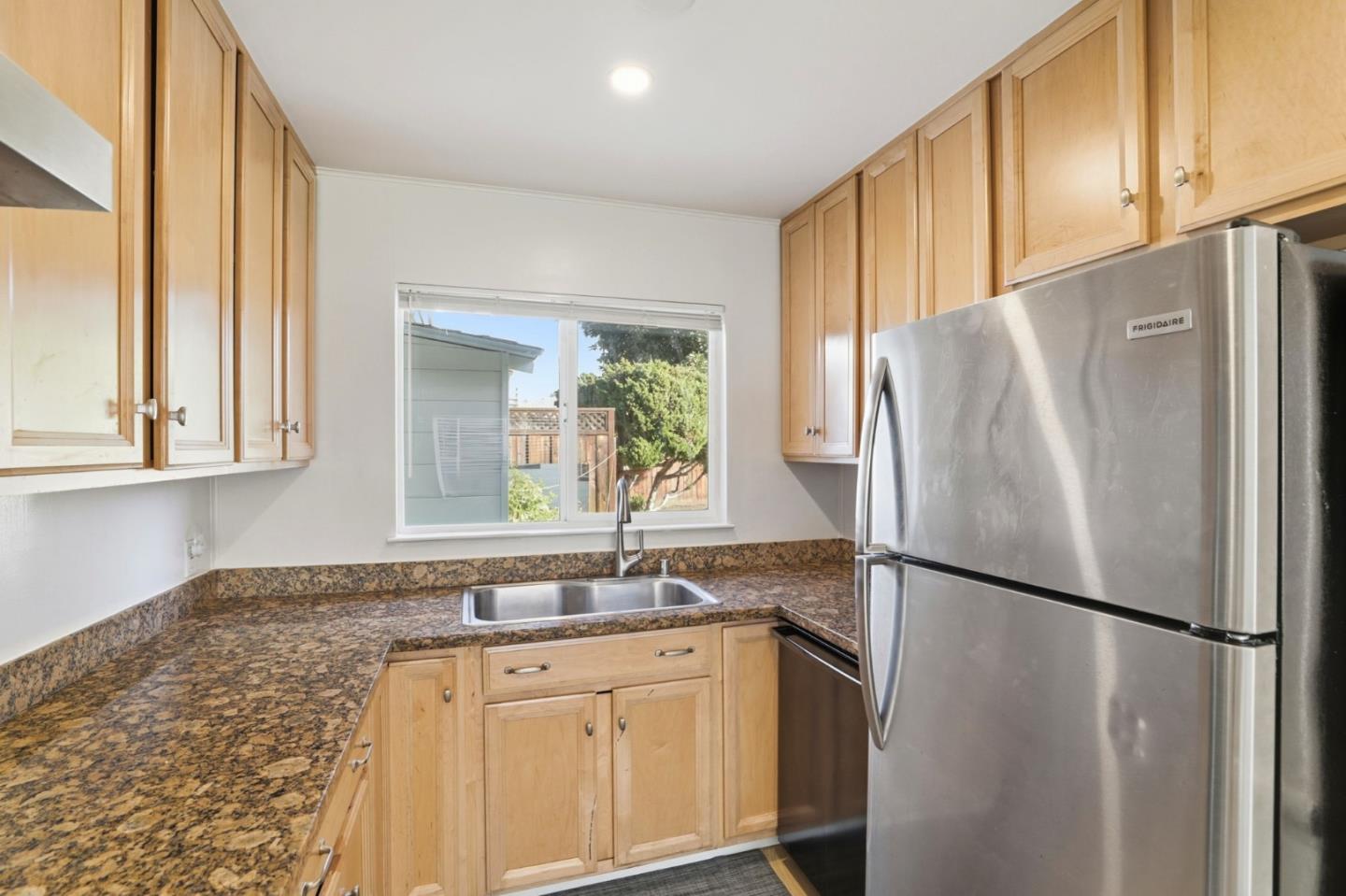 Detail Gallery Image 8 of 29 For 440 N Milton Ave, Campbell,  CA 95008 - 3 Beds | 1/1 Baths