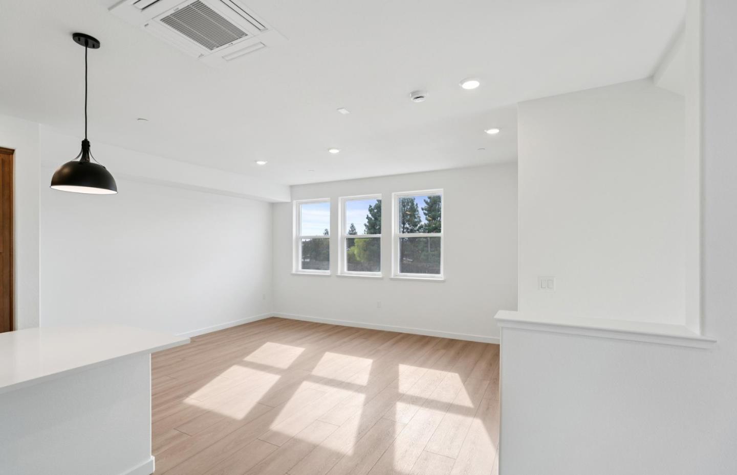 Photo #16: ML82031105 Listing: Photo #16