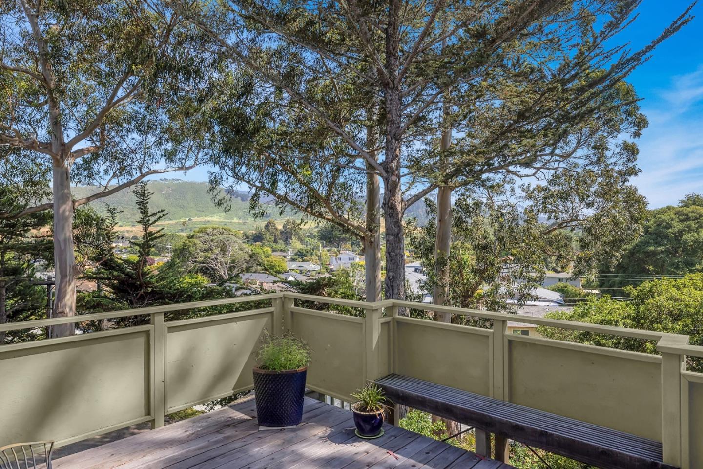 Detail Gallery Image 9 of 41 For 3405 Rio Rd, Carmel,  CA 93923 - 2 Beds | 2/1 Baths