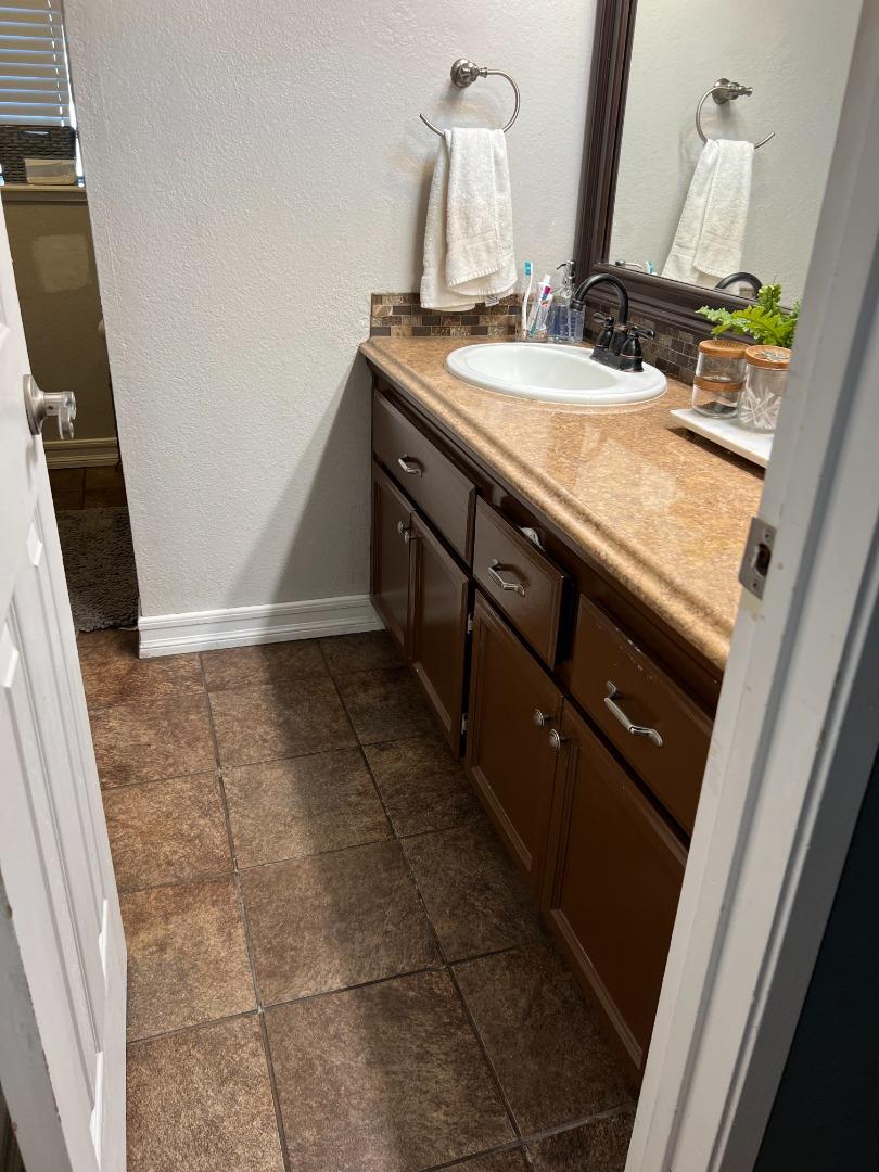 Photo #6: ML82031109 Listing: Photo #6