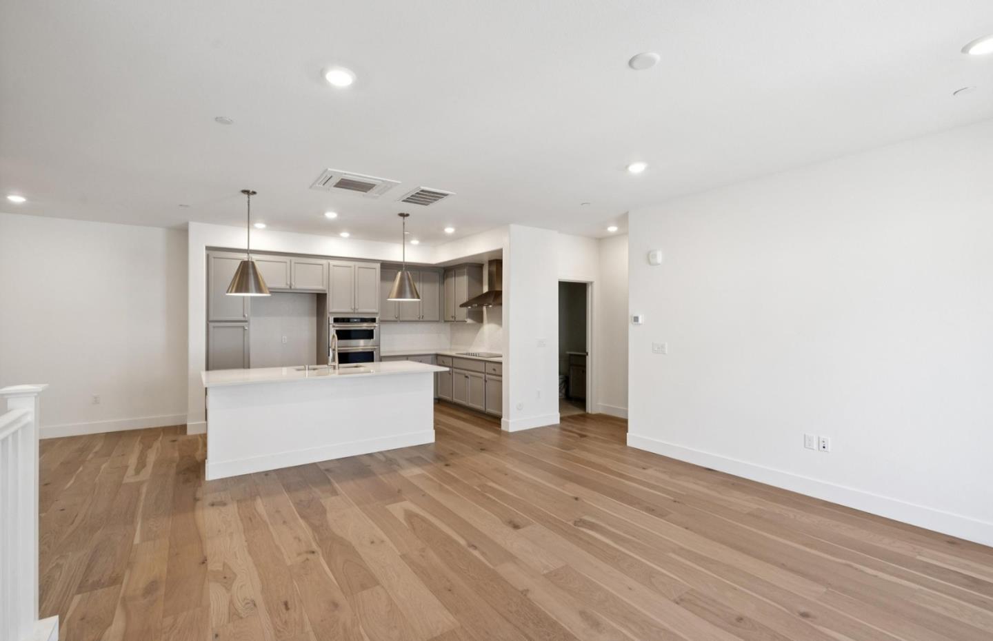 Photo #13: ML82031110 Listing: Photo #13