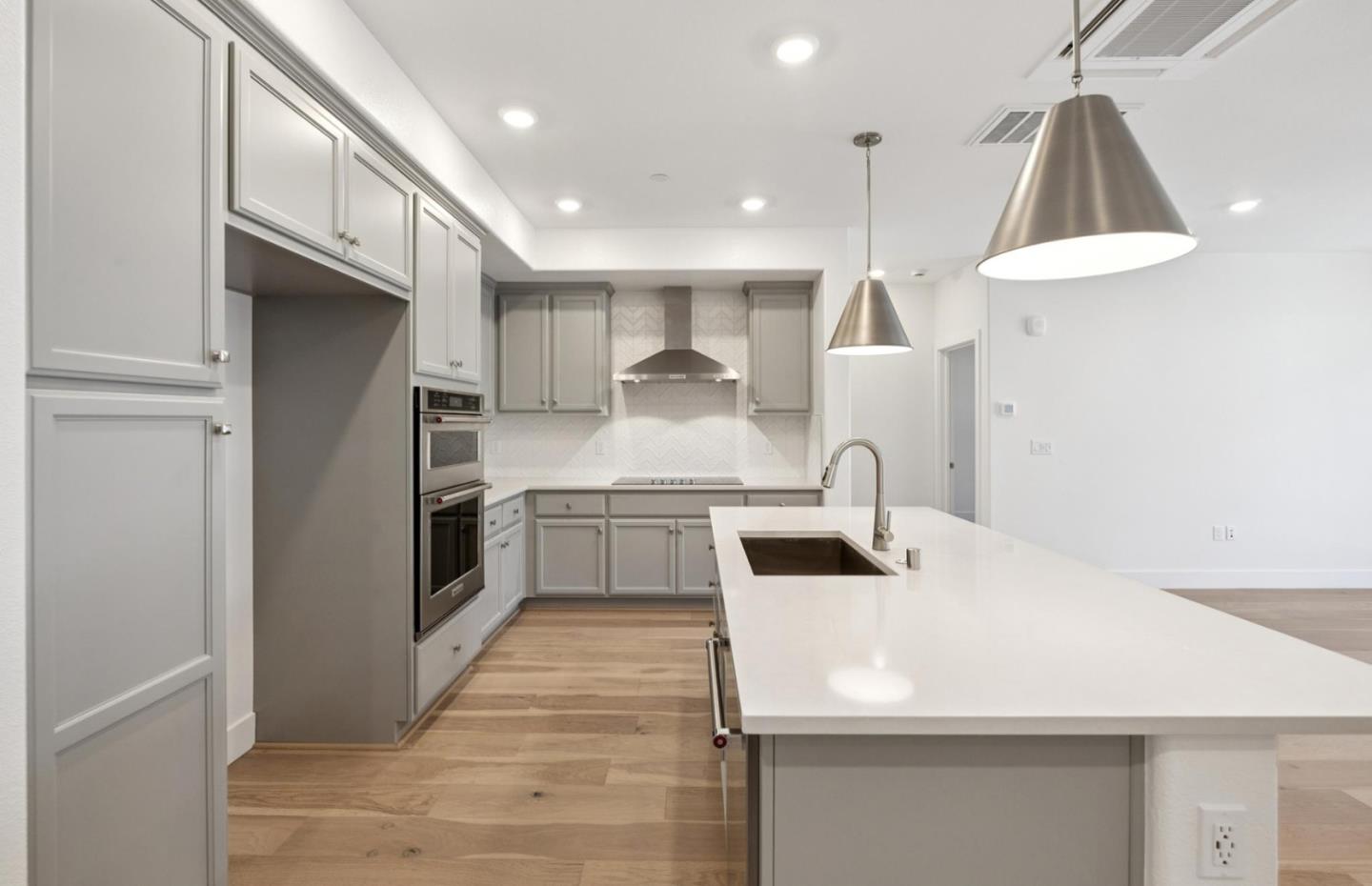 Photo #17: ML82031110 Listing: Photo #17