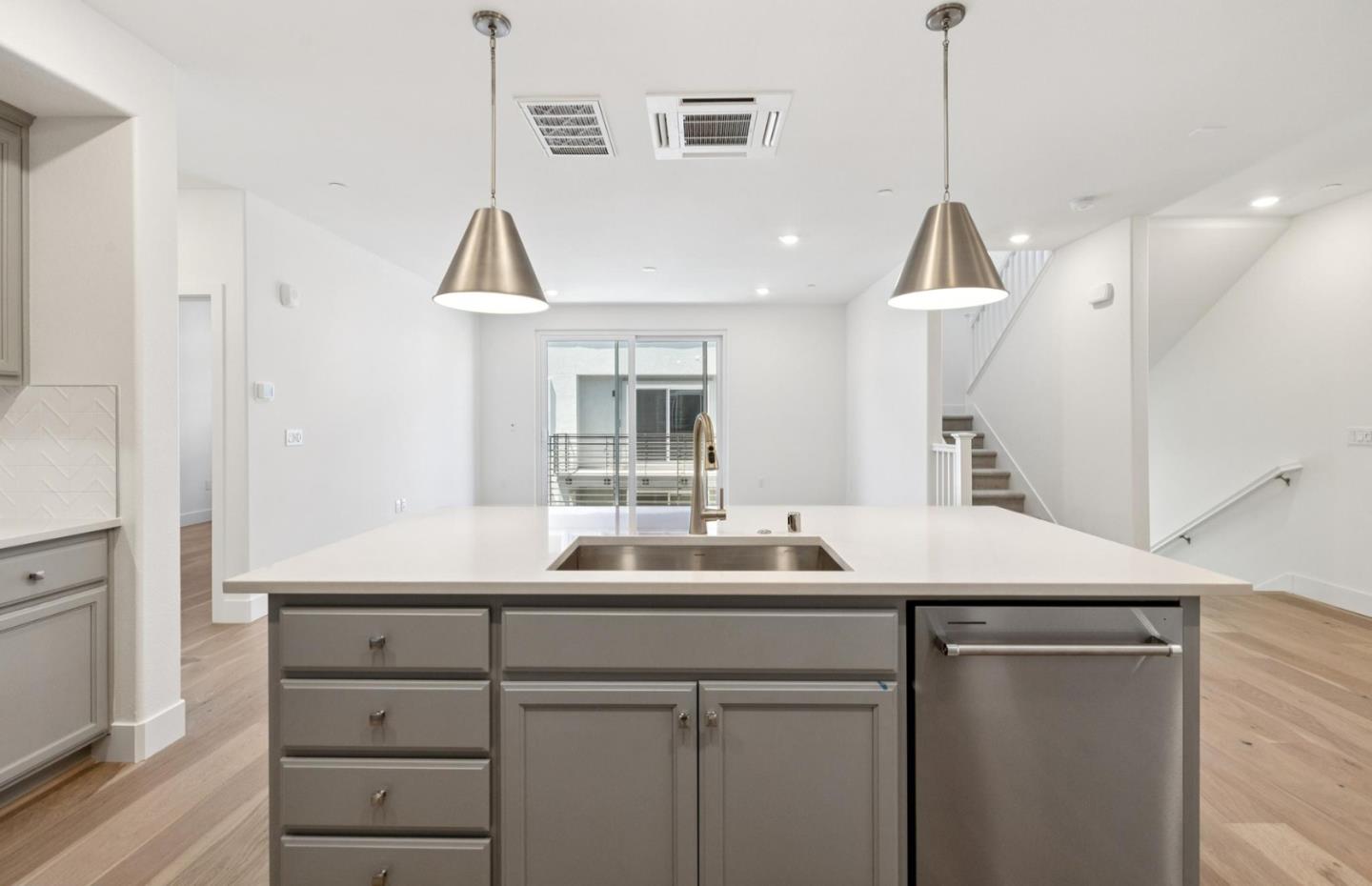 Photo #23: ML82031110 Listing: Photo #23