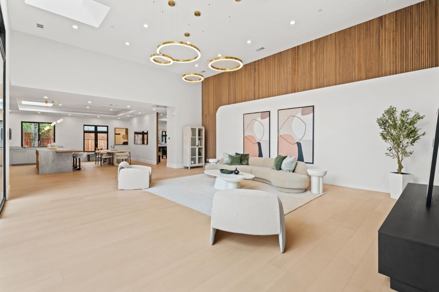 Detail Gallery Image 13 of 45 For 1901 Alford Ave, Los Altos,  CA 94024 - 6 Beds | 5/1 Baths