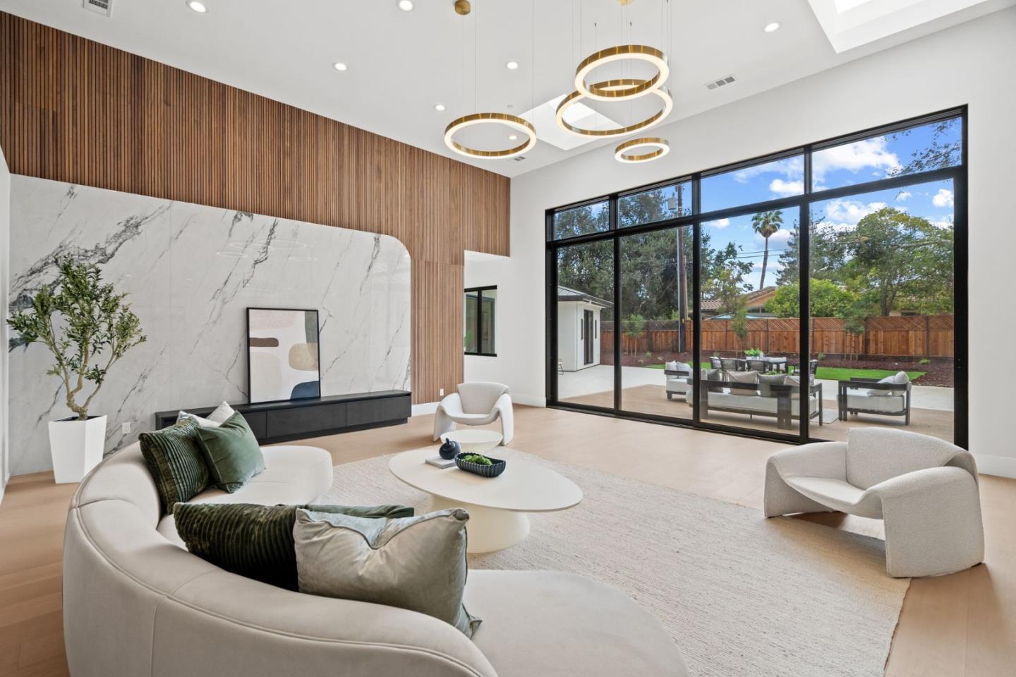 Detail Gallery Image 14 of 45 For 1901 Alford Ave, Los Altos,  CA 94024 - 6 Beds | 5/1 Baths