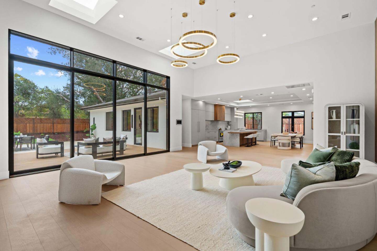 Detail Gallery Image 15 of 45 For 1901 Alford Ave, Los Altos,  CA 94024 - 6 Beds | 5/1 Baths