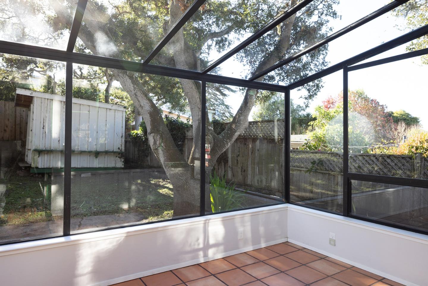 Detail Gallery Image 7 of 12 For 1215 Miles Ave, Pacific Grove,  CA 93950 - 1 Beds | 1 Baths