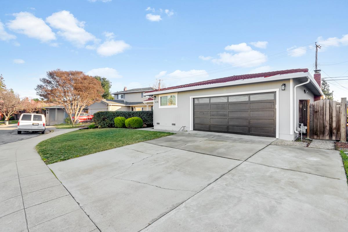 Detail Gallery Image 5 of 34 For 3278 Loma Alta Dr, Santa Clara,  CA 95051 - 3 Beds | 2 Baths