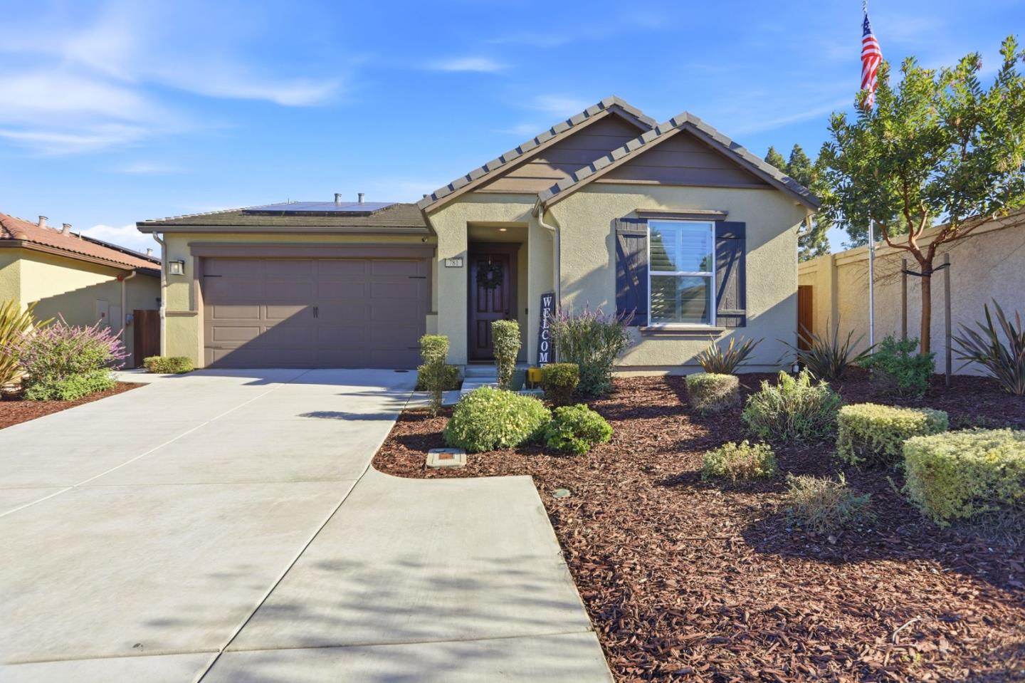 Front Image Thumbnail for ML82031116