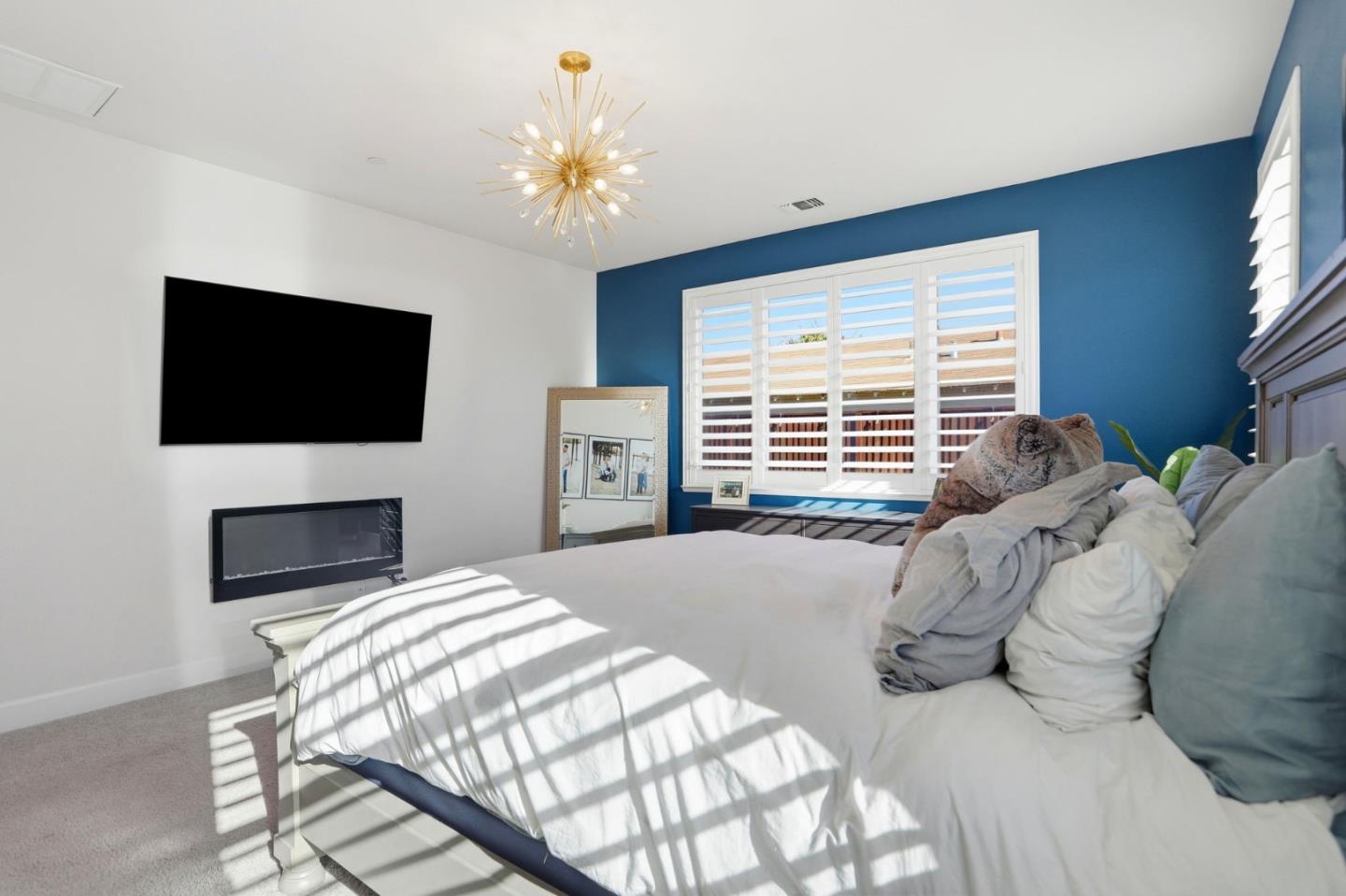 Detail Gallery Image 19 of 47 For 781 Segovia Dr, Hollister,  CA 95023 - 3 Beds | 2/1 Baths