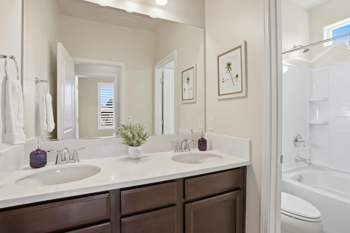 Detail Gallery Image 29 of 47 For 781 Segovia Dr, Hollister,  CA 95023 - 3 Beds | 2/1 Baths