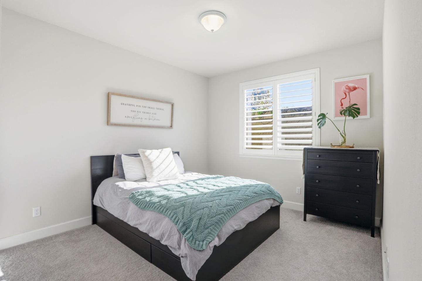 Detail Gallery Image 32 of 47 For 781 Segovia Dr, Hollister,  CA 95023 - 3 Beds | 2/1 Baths