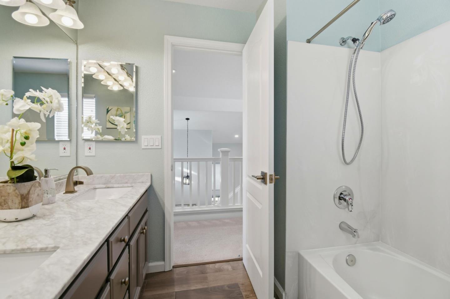 Detail Gallery Image 30 of 63 For 327 Ratto Rd, Alameda,  CA 94502 - 4 Beds | 2 Baths