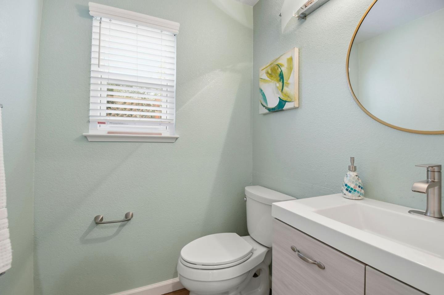 Detail Gallery Image 31 of 63 For 327 Ratto Rd, Alameda,  CA 94502 - 4 Beds | 2 Baths