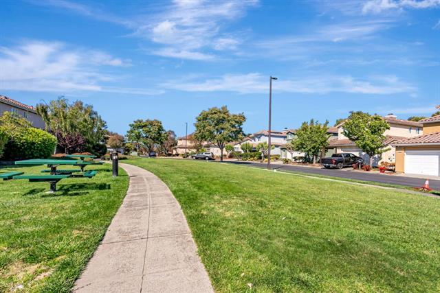 Detail Gallery Image 42 of 63 For 327 Ratto Rd, Alameda,  CA 94502 - 4 Beds | 2 Baths