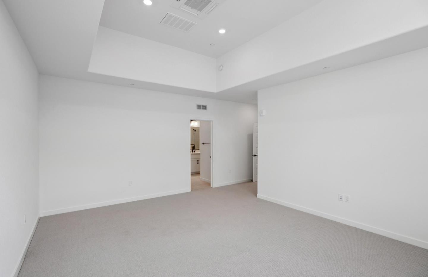 Photo #37: ML82031120 Listing: Photo #37