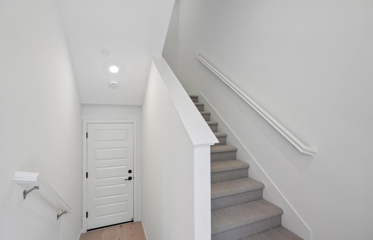 Photo #5: ML82031120 Listing: Photo #5