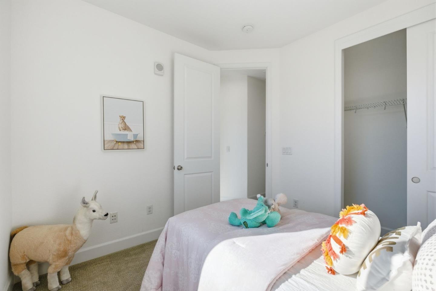 Detail Gallery Image 26 of 43 For 2039 Colony St, Mountain View,  CA 94043 - 4 Beds | 3/1 Baths