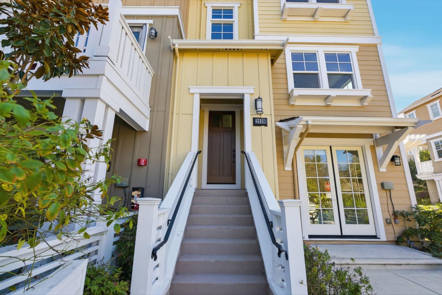 Detail Gallery Image 36 of 43 For 2039 Colony St, Mountain View,  CA 94043 - 4 Beds | 3/1 Baths