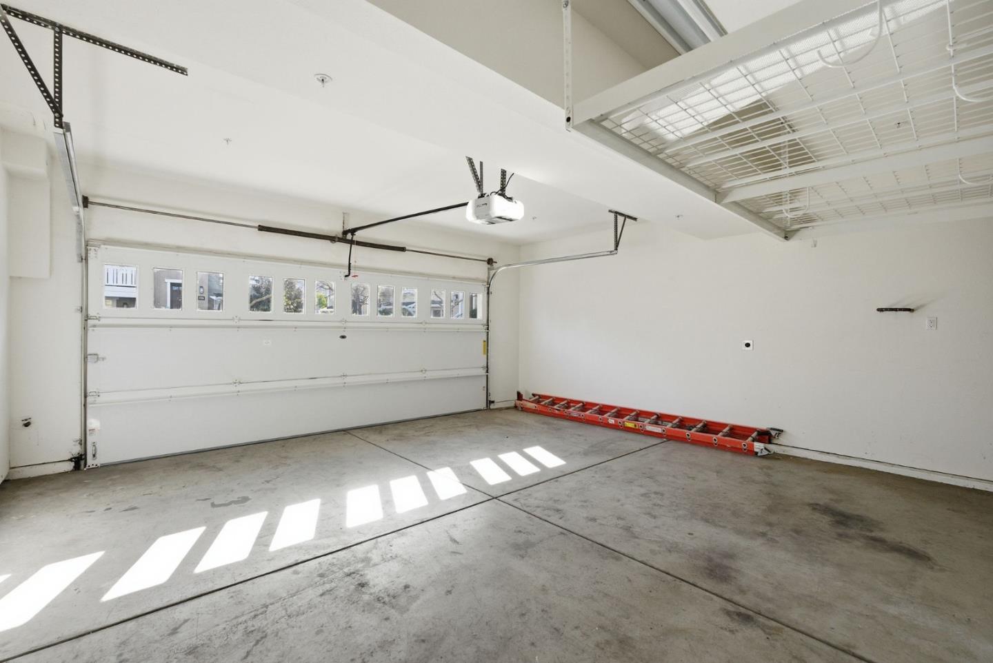 Detail Gallery Image 39 of 43 For 2039 Colony St, Mountain View,  CA 94043 - 4 Beds | 3/1 Baths