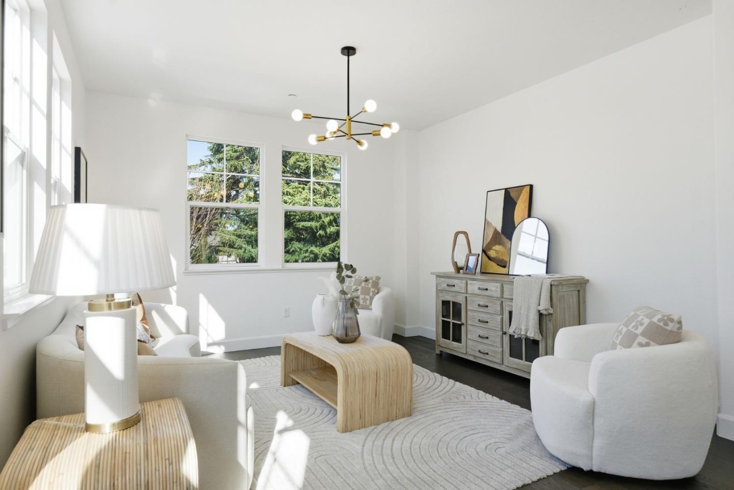 Detail Gallery Image 4 of 43 For 2039 Colony St, Mountain View,  CA 94043 - 4 Beds | 3/1 Baths