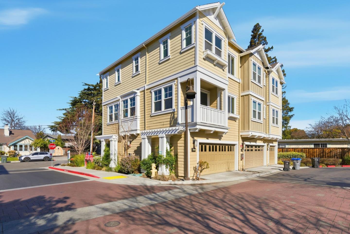 Detail Gallery Image 42 of 43 For 2039 Colony St, Mountain View,  CA 94043 - 4 Beds | 3/1 Baths