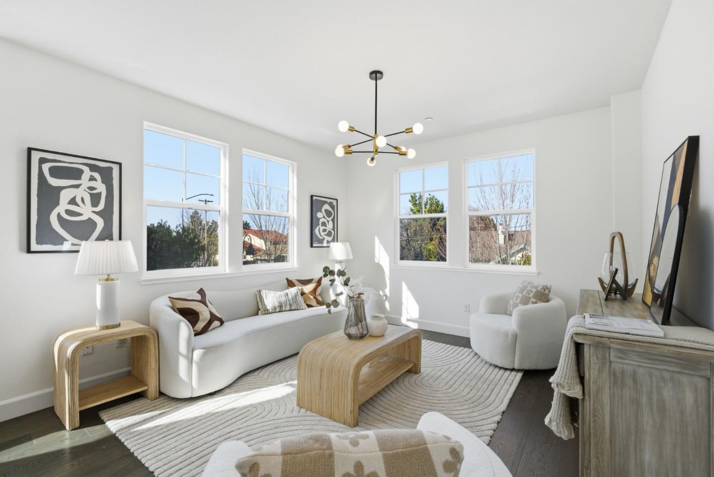 Detail Gallery Image 5 of 43 For 2039 Colony St, Mountain View,  CA 94043 - 4 Beds | 3/1 Baths