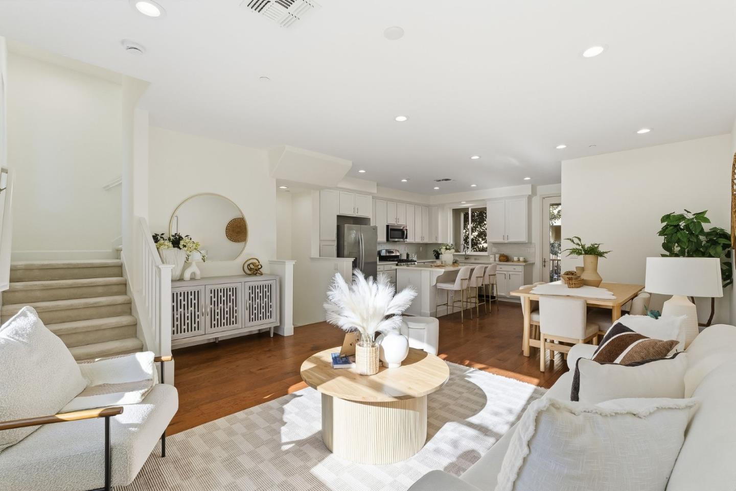 Photo #5: ML82031124 Listing: Photo #5