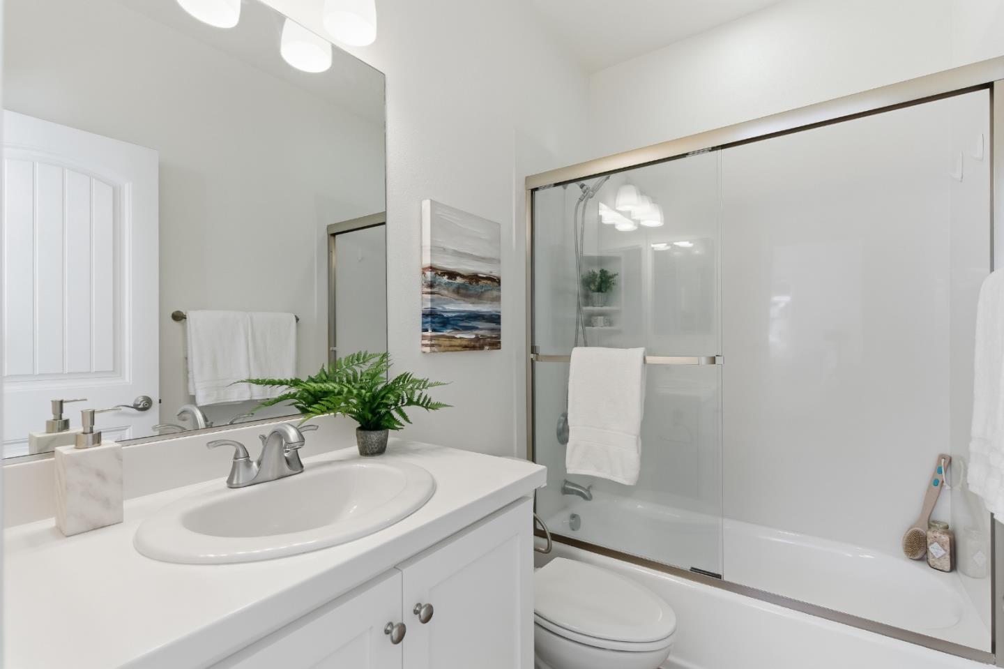 Photo #16: ML82031127 Listing: Photo #16