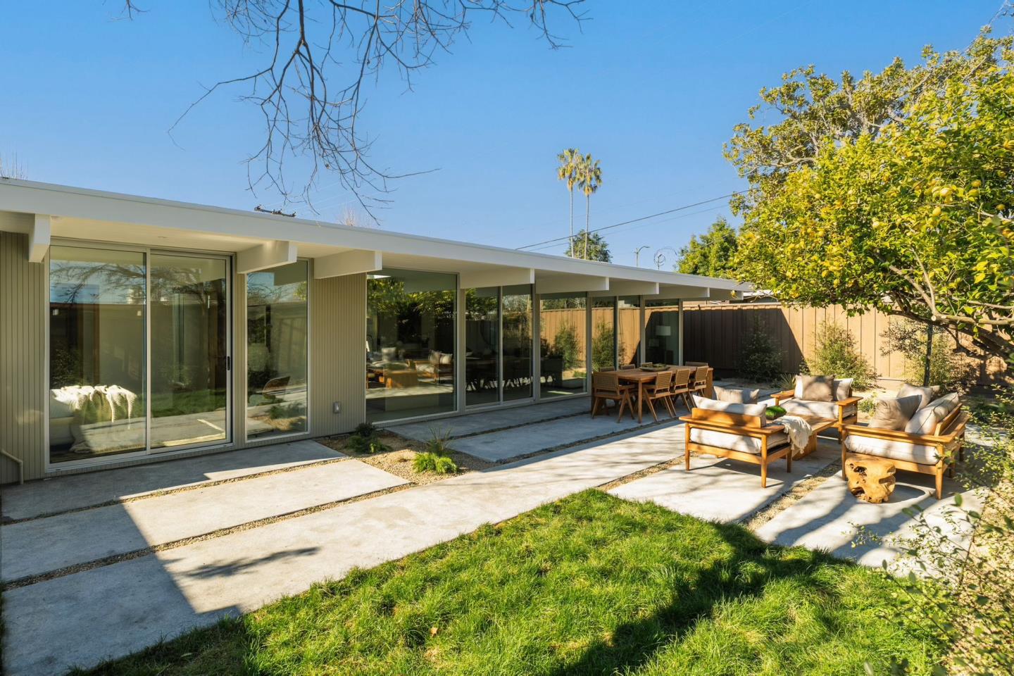 Detail Gallery Image 21 of 22 For 2256 Fairhill Ln, San Jose,  CA 95125 - 4 Beds | 2/1 Baths