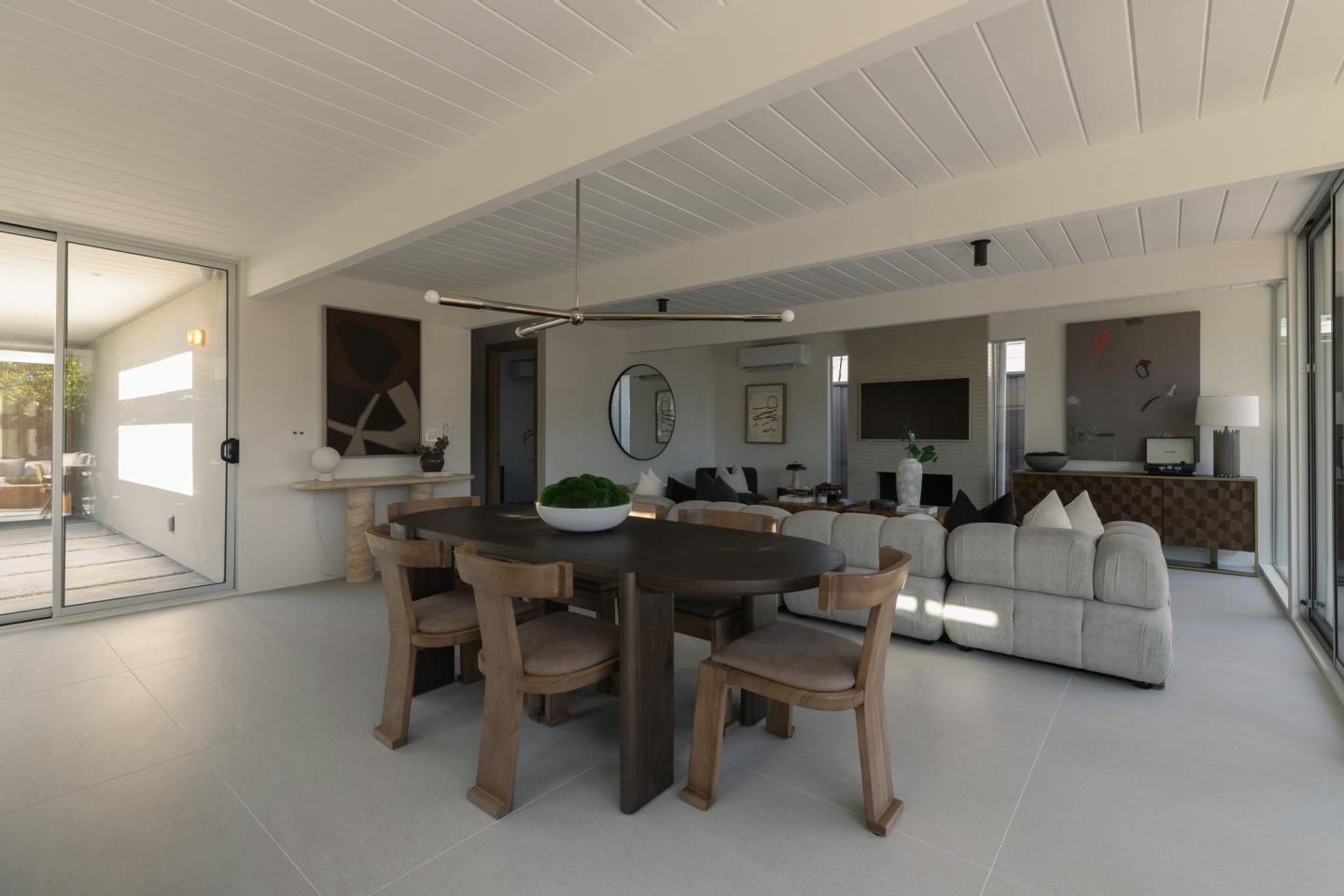 Detail Gallery Image 8 of 22 For 2256 Fairhill Ln, San Jose,  CA 95125 - 4 Beds | 2/1 Baths