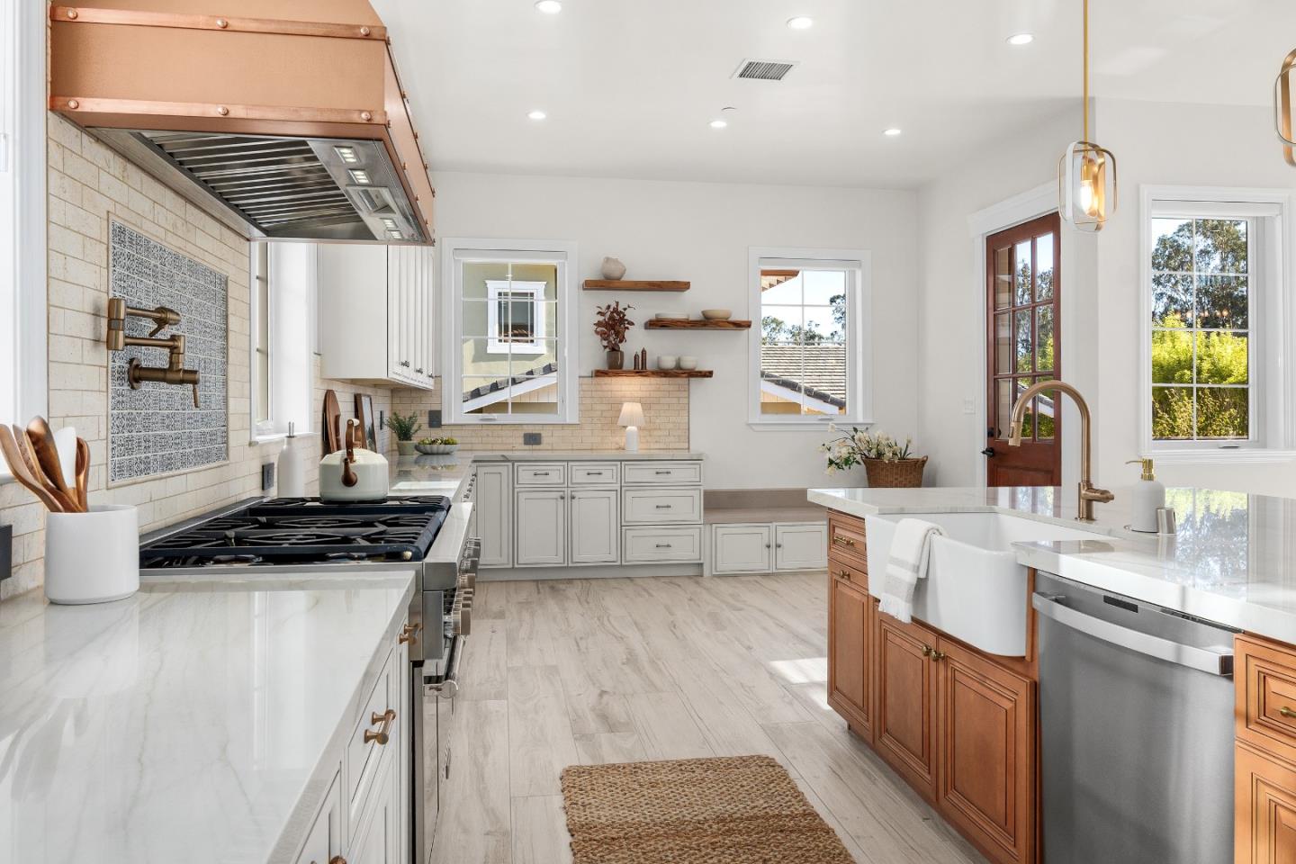 Detail Gallery Image 13 of 69 For 2520 Benson Ave, Santa Cruz,  CA 95065 - 4 Beds | 3/1 Baths