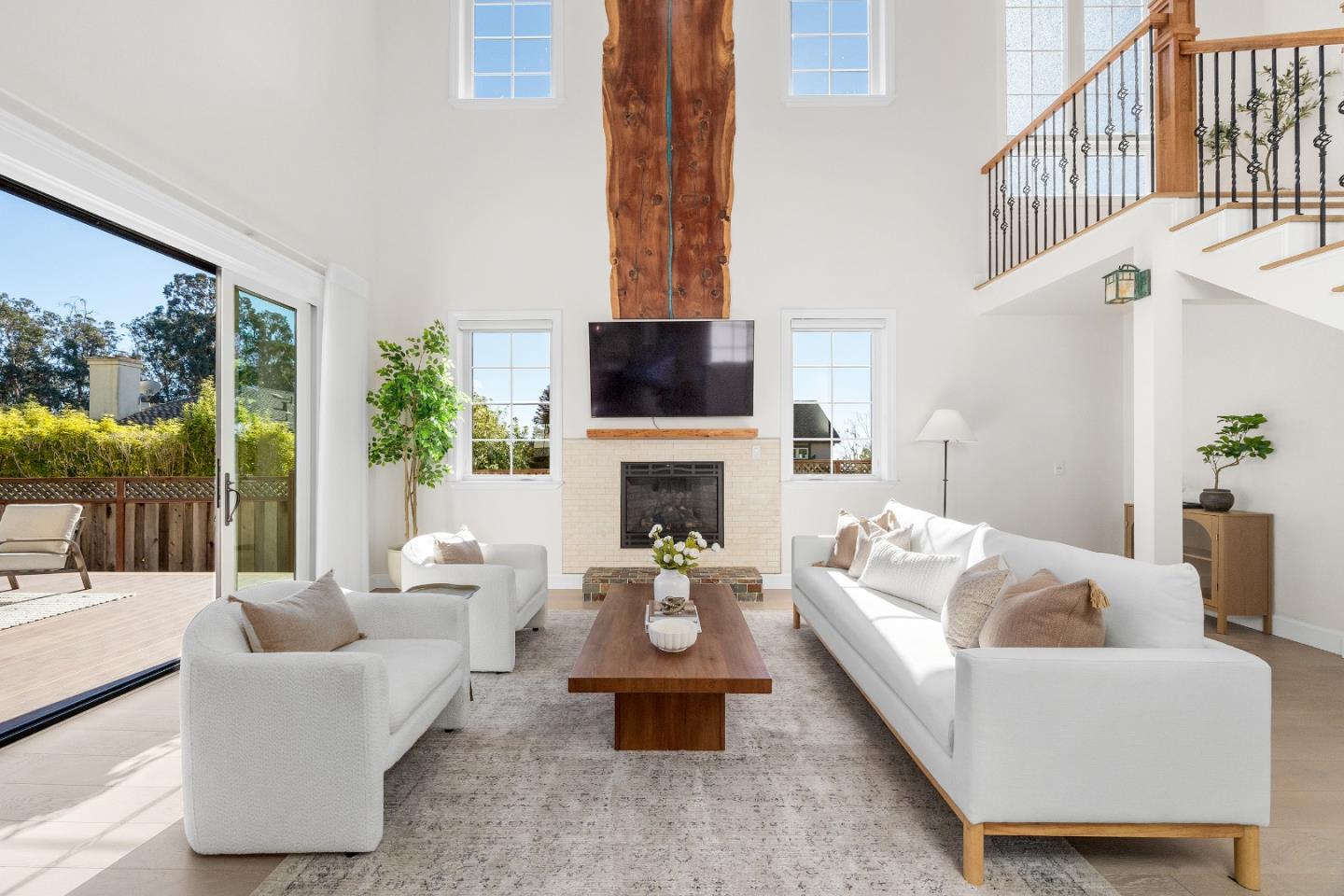 Detail Gallery Image 18 of 69 For 2520 Benson Ave, Santa Cruz,  CA 95065 - 4 Beds | 3/1 Baths