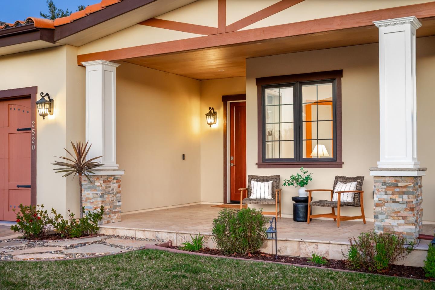 Detail Gallery Image 4 of 69 For 2520 Benson Ave, Santa Cruz,  CA 95065 - 4 Beds | 3/1 Baths