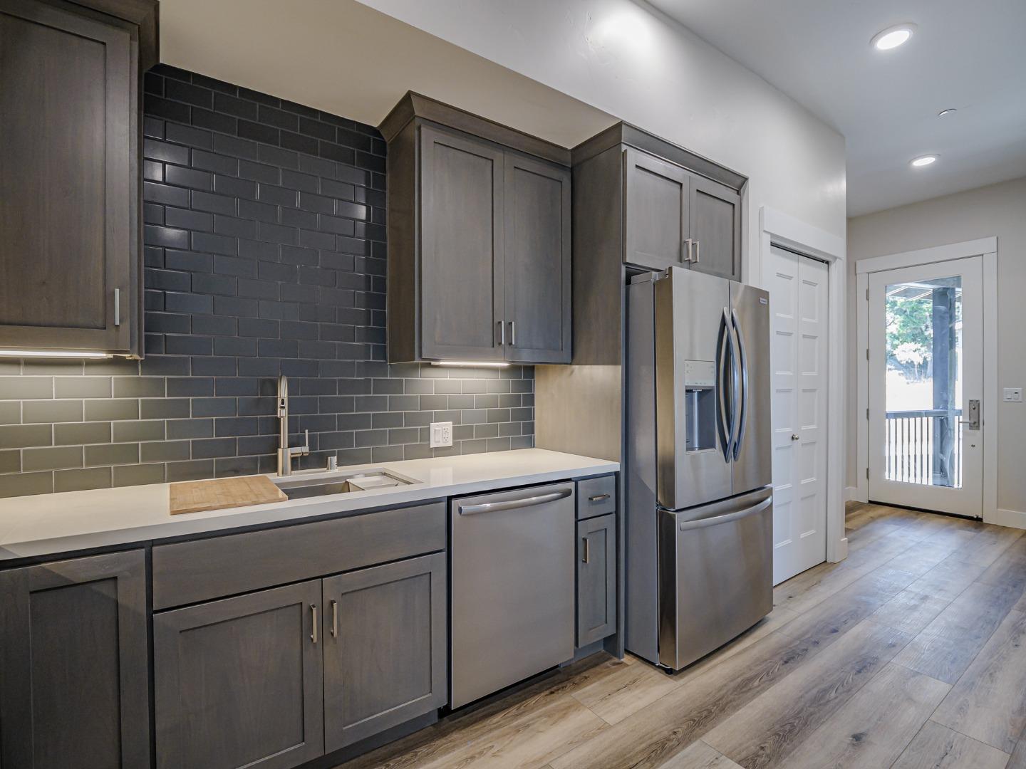 Detail Gallery Image 9 of 36 For 101 Aptos Village Way #4,  Aptos,  CA 95003 - 1 Beds | 1/1 Baths