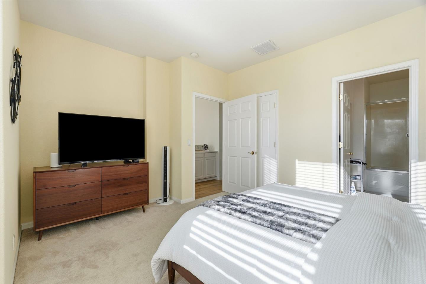 Detail Gallery Image 20 of 36 For 1622 Salamoni Ct, San Jose,  CA 95133 - 3 Beds | 2/1 Baths