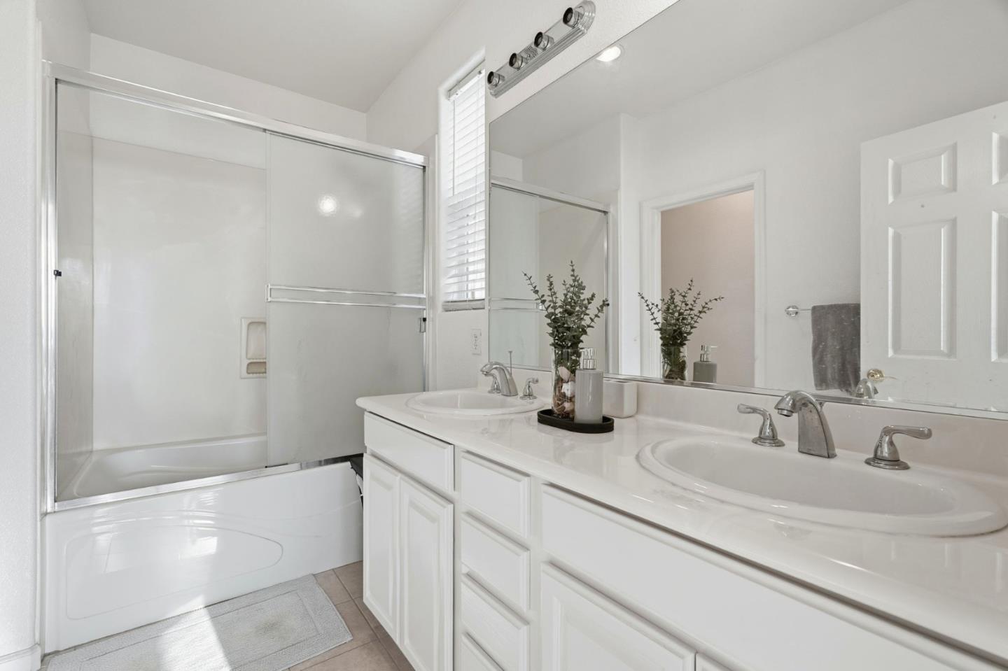 Detail Gallery Image 21 of 36 For 1622 Salamoni Ct, San Jose,  CA 95133 - 3 Beds | 2/1 Baths