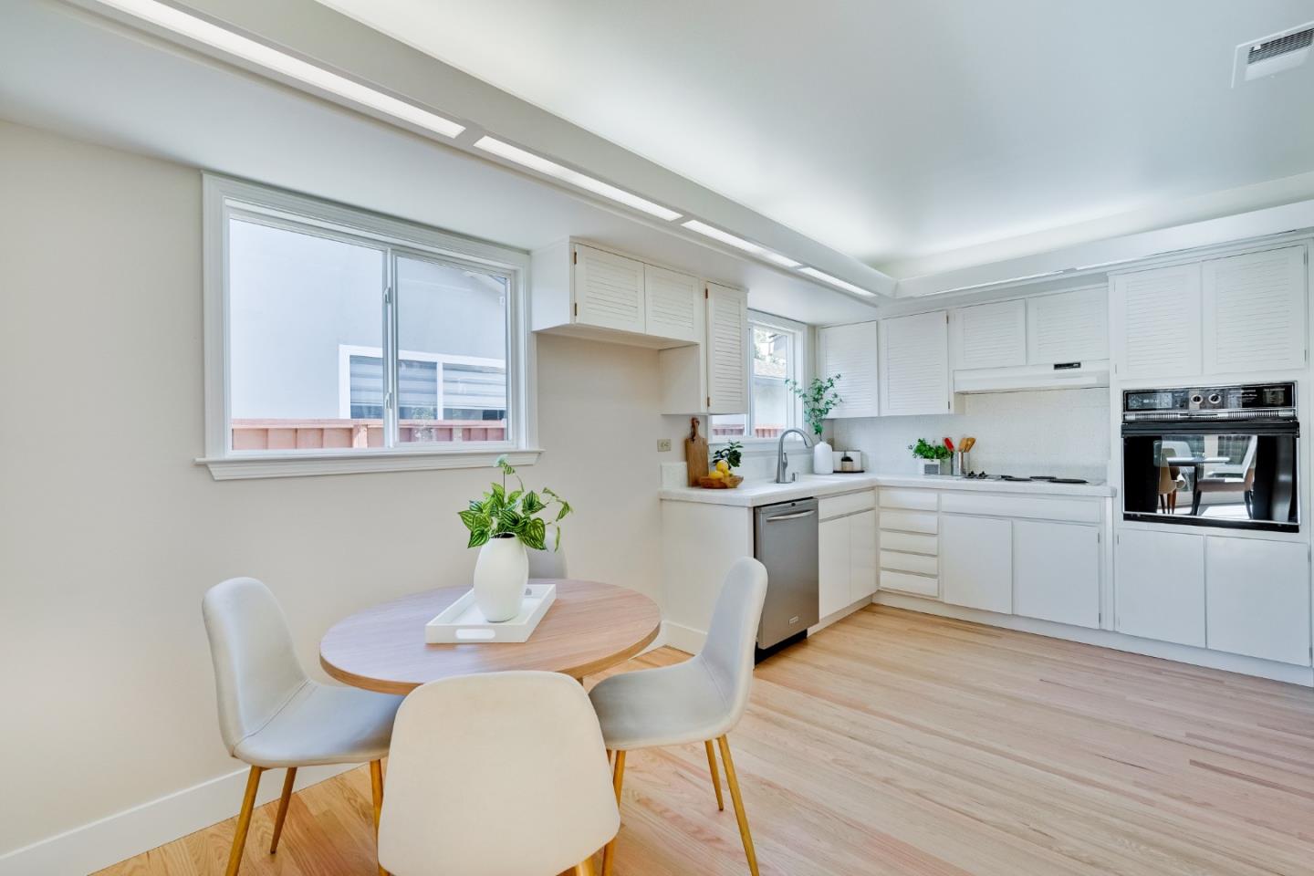 Detail Gallery Image 15 of 48 For 1122 Vasquez Ave, Sunnyvale,  CA 94086 - 3 Beds | 2 Baths