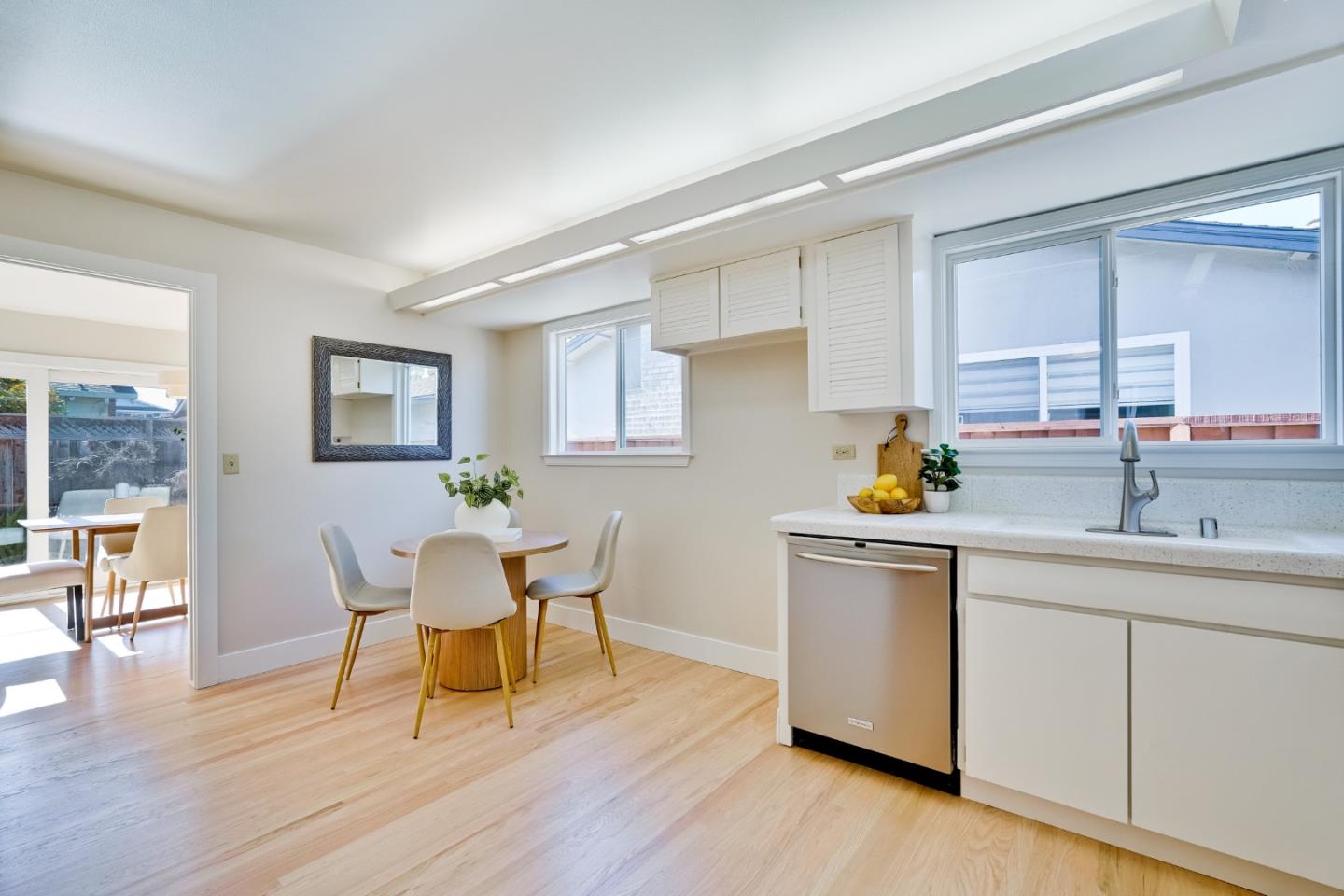 Detail Gallery Image 17 of 48 For 1122 Vasquez Ave, Sunnyvale,  CA 94086 - 3 Beds | 2 Baths