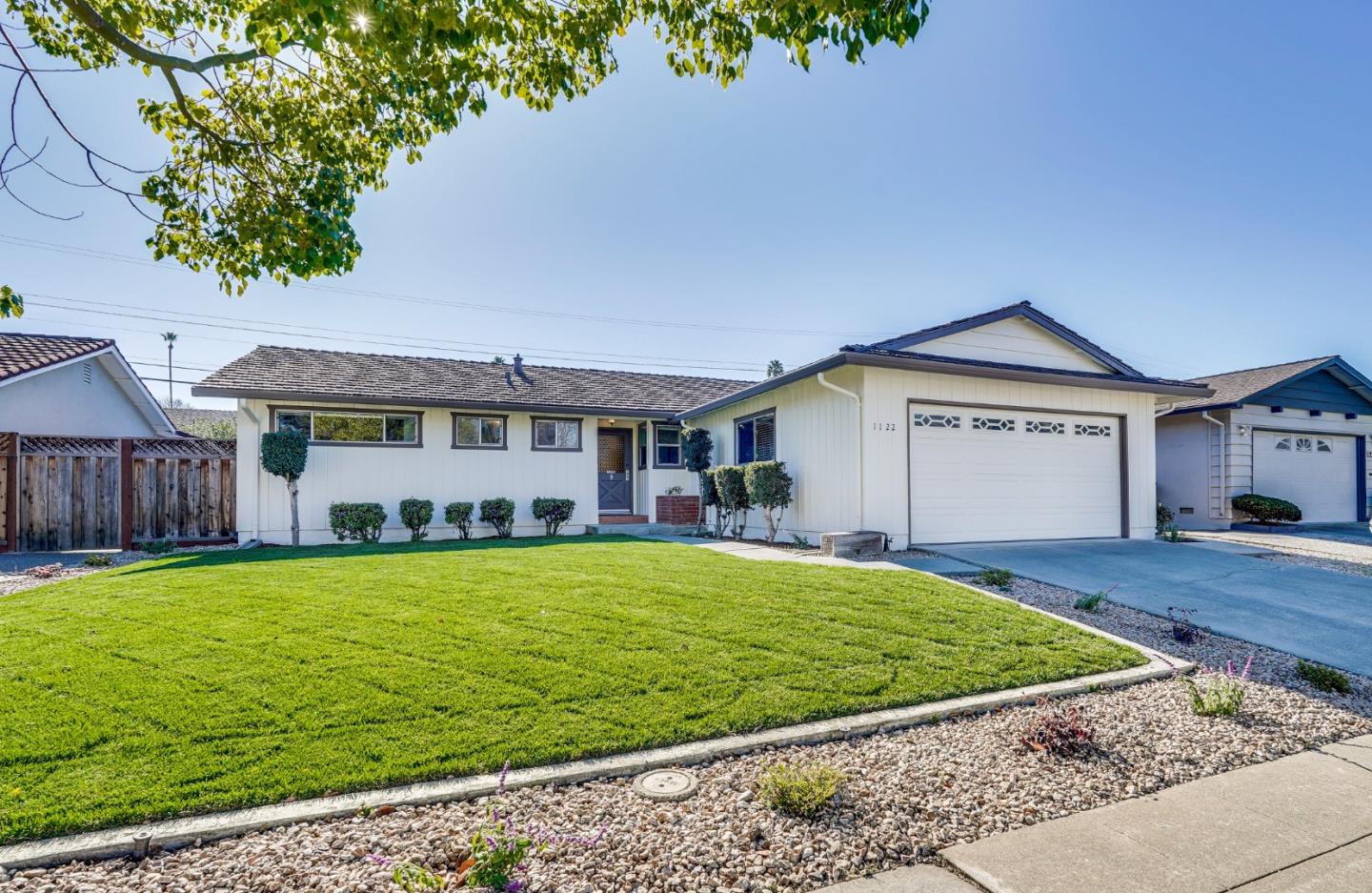 Detail Gallery Image 4 of 48 For 1122 Vasquez Ave, Sunnyvale,  CA 94086 - 3 Beds | 2 Baths