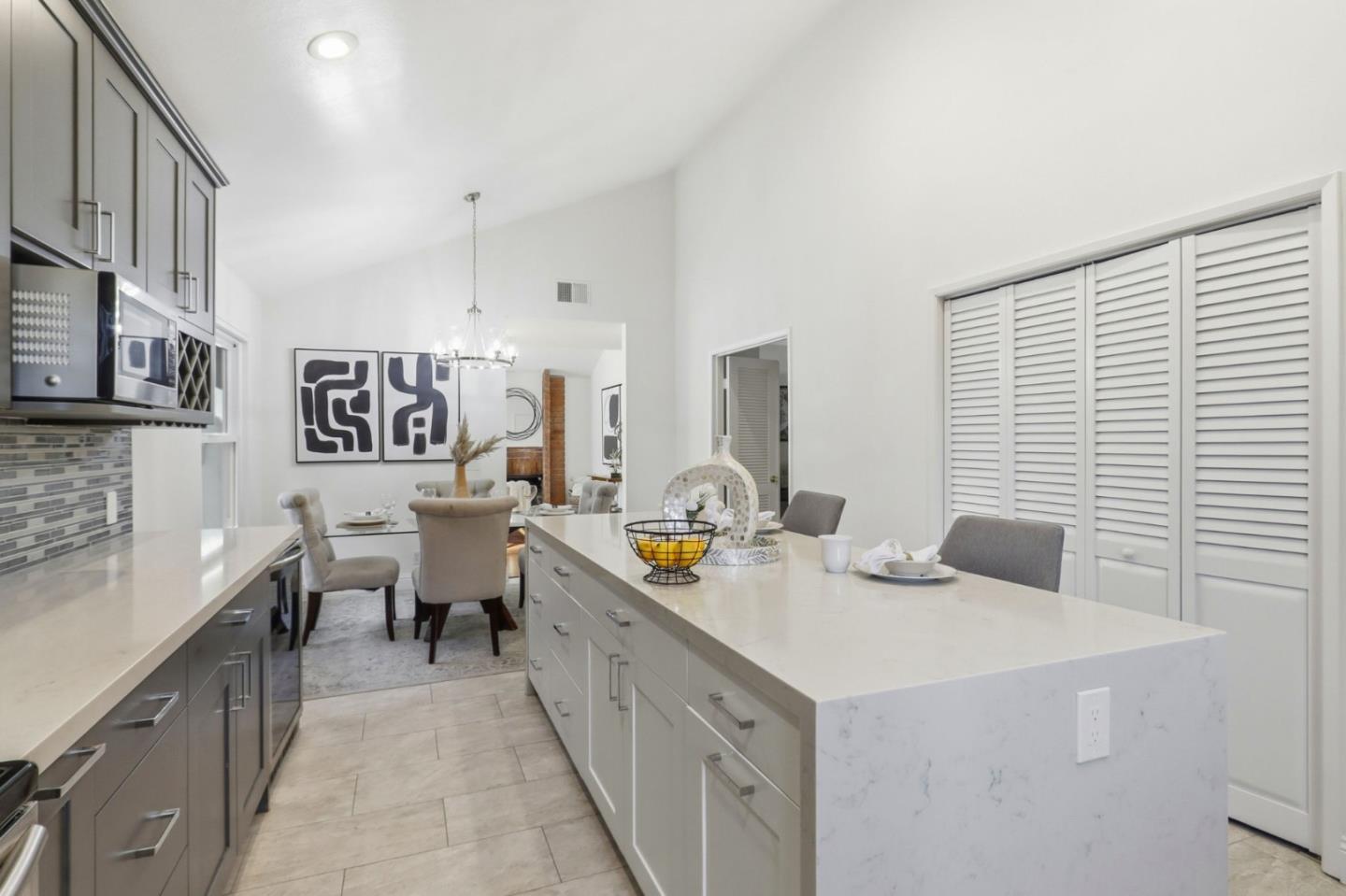 Detail Gallery Image 12 of 37 For 5341 Larch Grove Pl, San Jose,  CA 95123 - 3 Beds | 2 Baths