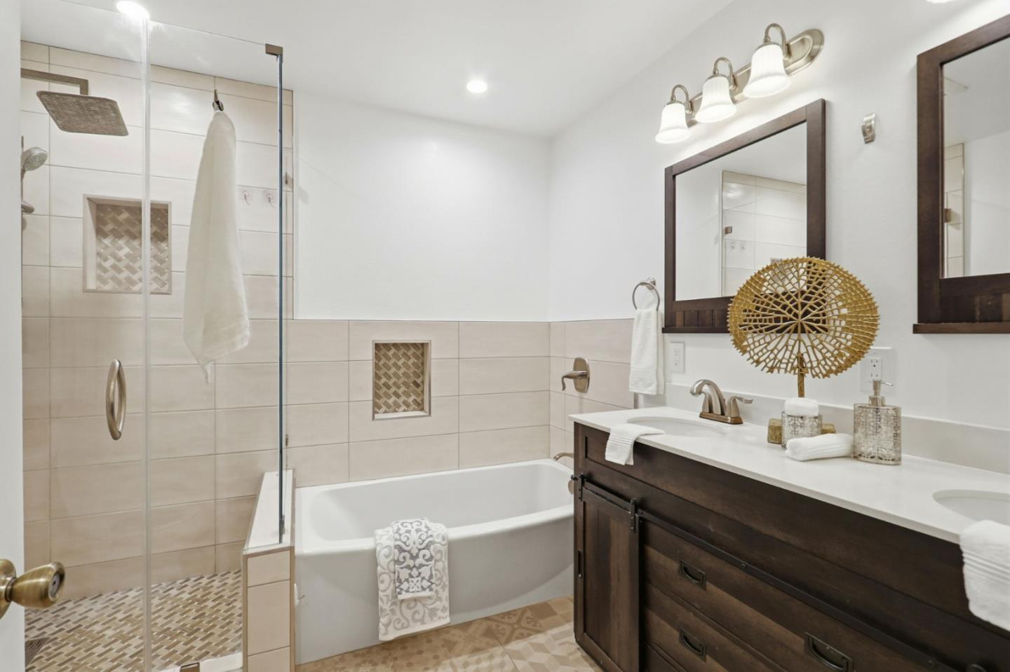 Detail Gallery Image 33 of 37 For 5341 Larch Grove Pl, San Jose,  CA 95123 - 3 Beds | 2 Baths