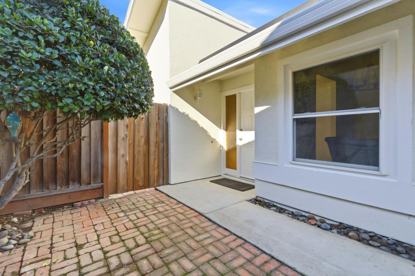 Detail Gallery Image 5 of 37 For 5341 Larch Grove Pl, San Jose,  CA 95123 - 3 Beds | 2 Baths