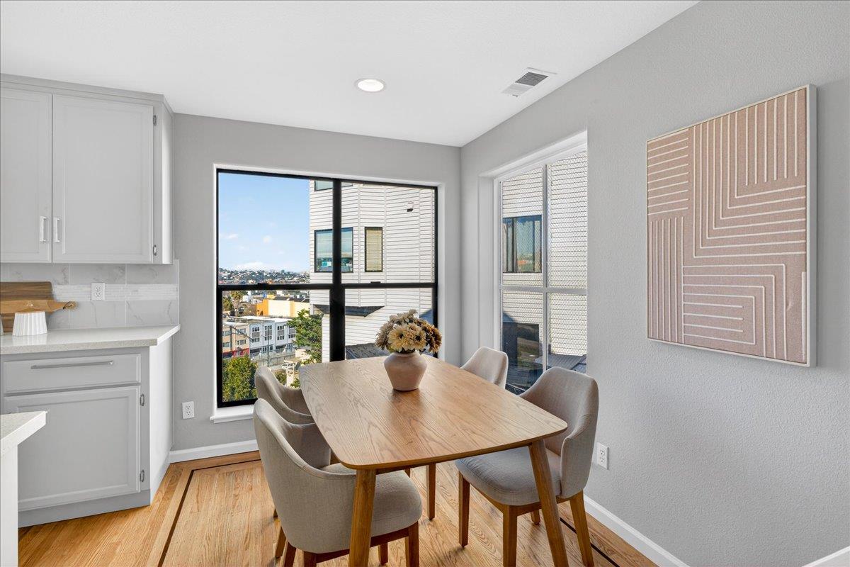 Detail Gallery Image 14 of 39 For 29 Jennings Ct, San Francisco,  CA 94124 - 3 Beds | 2/1 Baths