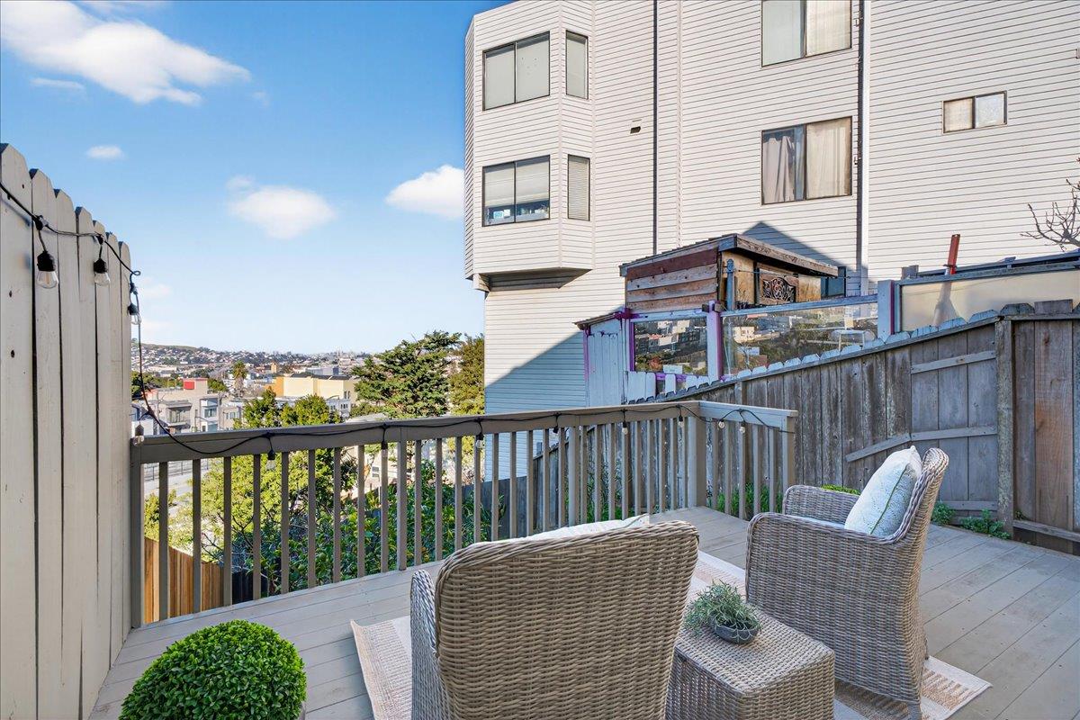 Detail Gallery Image 38 of 39 For 29 Jennings Ct, San Francisco,  CA 94124 - 3 Beds | 2/1 Baths