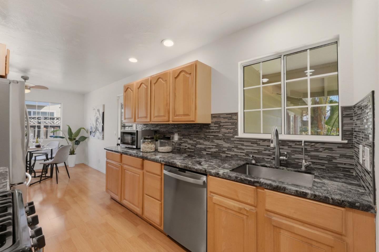 Detail Gallery Image 14 of 50 For 1571 Rebel Way, San Jose,  CA 95118 - 3 Beds | 2 Baths